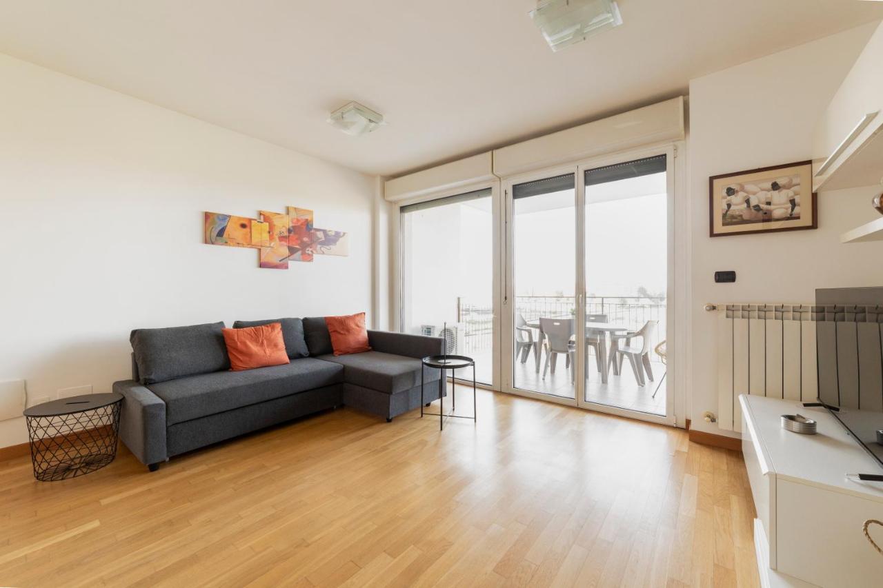 Milano Rogoredo Apt With Terrace! Lejlighed Eksteriør billede
